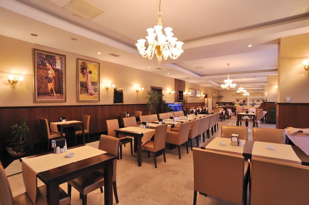 Hotel Pelikan Buyukcekmece Exteriér fotografie