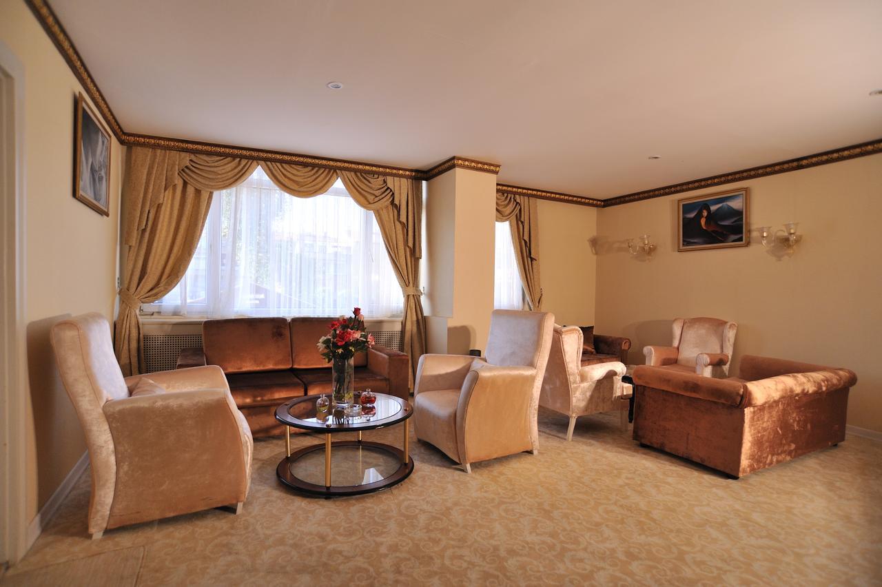 Hotel Pelikan Buyukcekmece Exteriér fotografie